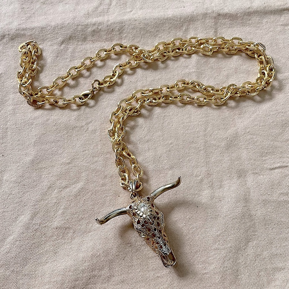 Buffalo Skull Pendant Necklace
